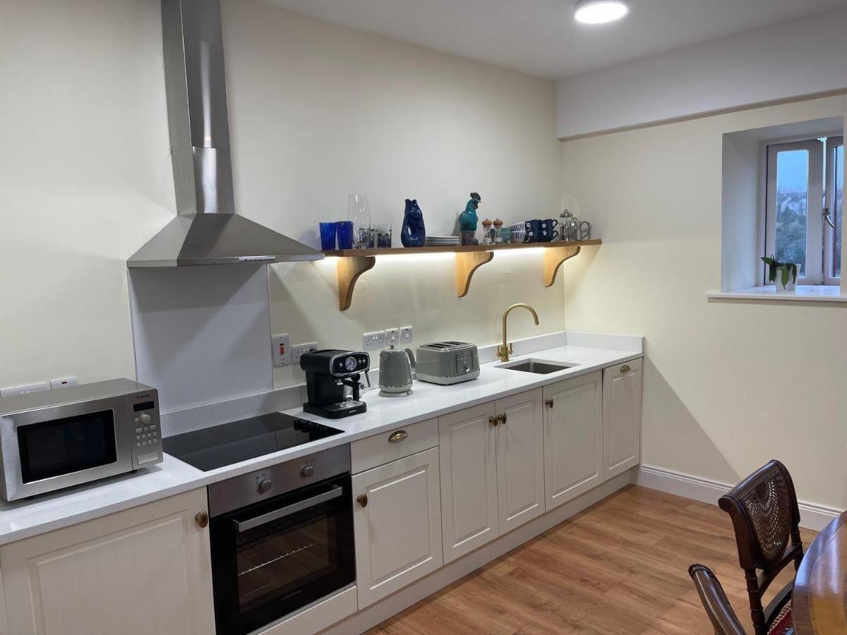 Riverfront Apartments At The Blue Goat Ramelton Exteriör bild